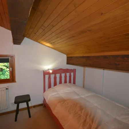 Apartment 4 Pieces Pour 7 Personnes Au Calme Avec Balcon Sud - - Fr-1-241-218